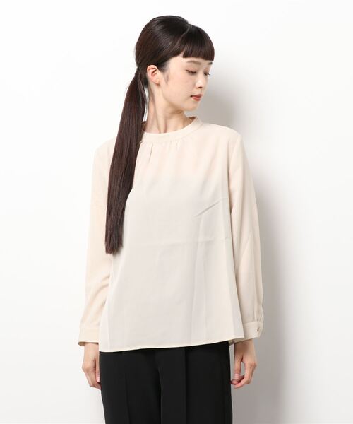 m.f.editorial（エムエフエディトリアル）の「エムエフエディトリアルレディース/m.f.editorial：Women ハイネック 8分袖プルオーバーブラウス（シャツ/ブラウス・レディース・アイボリー/ピンク系その他・MEDIUM/LARGE）」の2枚目の写真