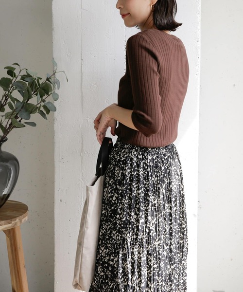 URBAN RESEARCH DOORS（アーバンリサーチドアーズ）の「針抜き6分袖カットソー（Tシャツ/カットソー・レディース・アイボリー/チャコールグレー/ブラウン・ONE）」の6枚目の写真