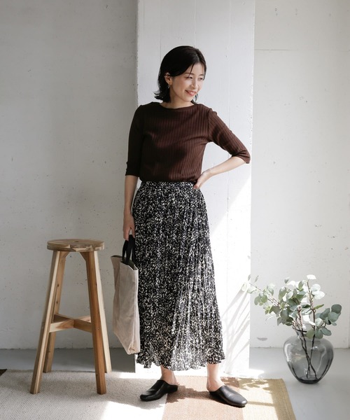 URBAN RESEARCH DOORS（アーバンリサーチドアーズ）の「針抜き6分袖カットソー（Tシャツ/カットソー・レディース・アイボリー/チャコールグレー/ブラウン・ONE）」の8枚目の写真