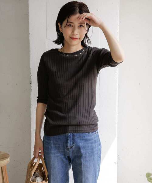 URBAN RESEARCH DOORS（アーバンリサーチドアーズ）の「針抜き6分袖カットソー（Tシャツ/カットソー・レディース・アイボリー/チャコールグレー/ブラウン・ONE）」の16枚目の写真