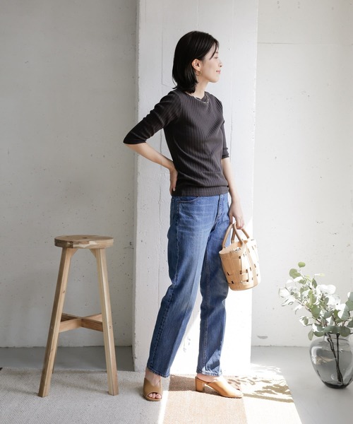 URBAN RESEARCH DOORS（アーバンリサーチドアーズ）の「針抜き6分袖カットソー（Tシャツ/カットソー・レディース・アイボリー/チャコールグレー/ブラウン・ONE）」の19枚目の写真