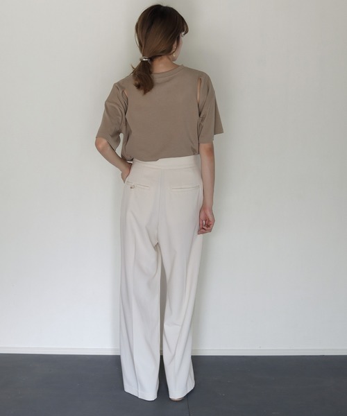 CLEIO（クレイオ）の「【CLEIO】ツイルストレートタックパンツ（その他パンツ・レディース・ベージュ/アイボリー・S/M）」の8枚目の写真