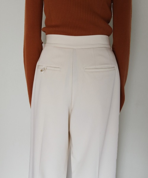 CLEIO（クレイオ）の「【CLEIO】ツイルストレートタックパンツ（その他パンツ・レディース・ベージュ/アイボリー・S/M）」の18枚目の写真