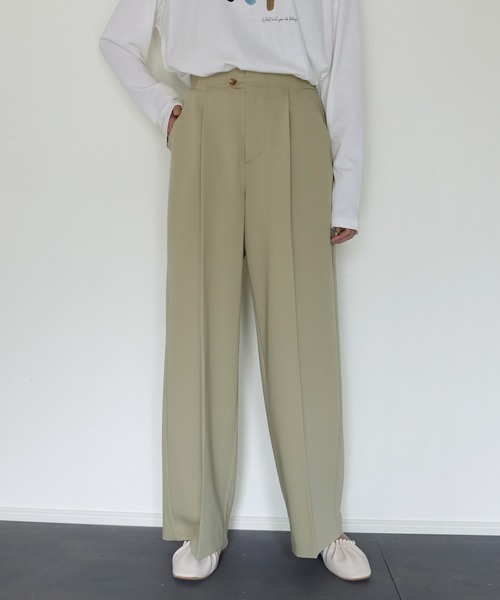 CLEIO（クレイオ）の「【CLEIO】ツイルストレートタックパンツ（その他パンツ・レディース・ベージュ/アイボリー・S/M）」の6枚目の写真