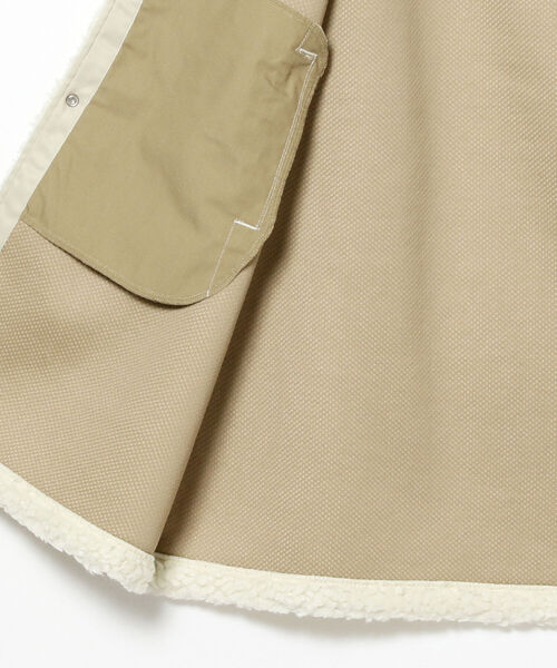 BEAMS BOY（ビームスボーイ）の「Champion × BEAMS BOY / 別注 ボア スタジアム ジャケット（ノーカラーコート・レディース・ブラック/ナチュラル・SMALL）」の22枚目の写真