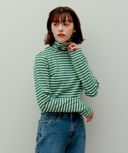 Birthday room（バースデイルーム）の「マルチボーダータートルネックプルオーバー（Tシャツ/カットソー・レディース・アイボリー/ミント・FREE）」の2枚目の写真