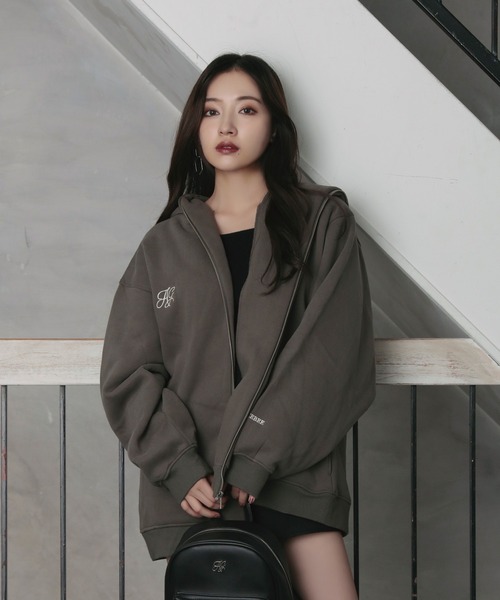 ANDGEEBEE（アンジービー）の「UNISEX フルジップパーカー（パーカー・レディース・チャコールグレー/ブラック・MEDIUM）」の3枚目の写真