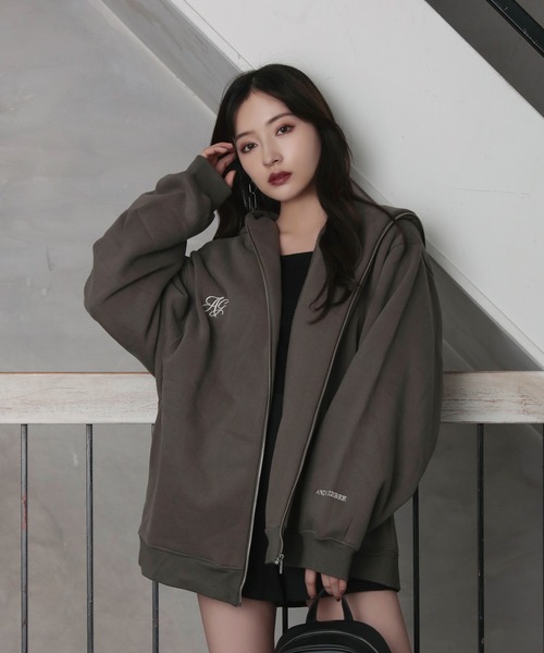 ANDGEEBEE（アンジービー）の「UNISEX フルジップパーカー（パーカー・レディース・チャコールグレー/ブラック・MEDIUM）」の8枚目の写真