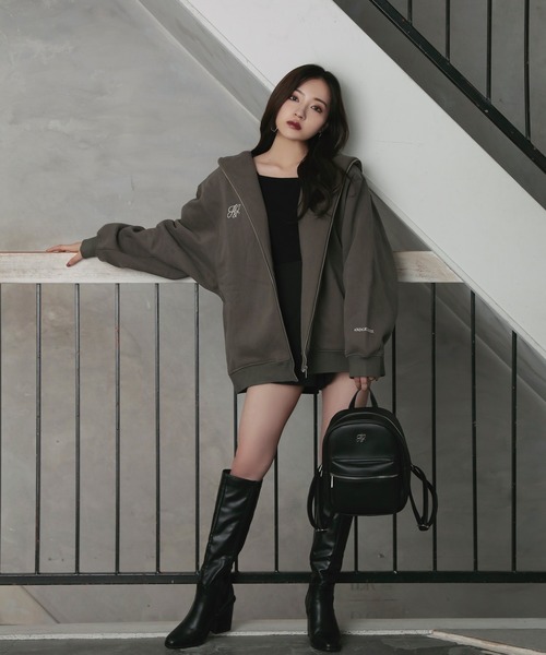 ANDGEEBEE（アンジービー）の「UNISEX フルジップパーカー（パーカー・レディース・チャコールグレー/ブラック・MEDIUM）」の17枚目の写真