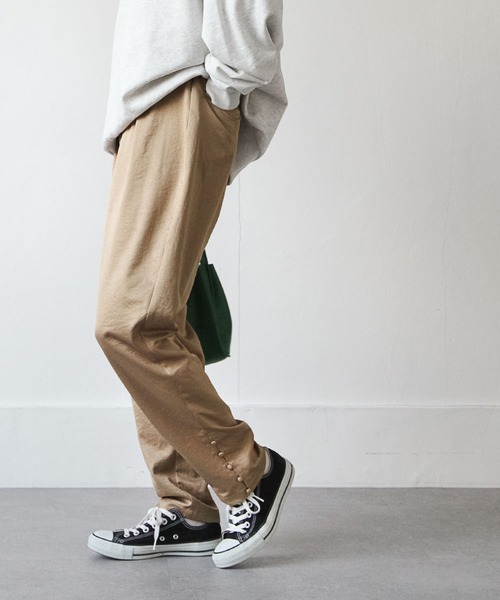 Chillfar（チルファー）の「ヴィンテージサテンハイウエストパンツ（その他パンツ・レディース・ブラック/ブラウン/カーキ/アイボリー/マスタード/グレイッシュベージュ・FREE）」の5枚目の写真