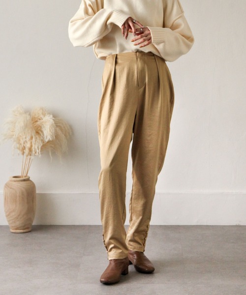 Chillfar（チルファー）の「ヴィンテージサテンハイウエストパンツ（その他パンツ・レディース・ブラック/ブラウン/カーキ/アイボリー/マスタード/グレイッシュベージュ・FREE）」の21枚目の写真