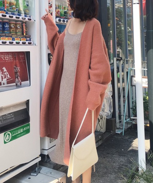 Doula Doula(ドゥーラドゥーラ)の「オーバーサイズロングカーディガン(カーディガン/ボレロ・レディース・ベージュ/ブラウン/オレンジ・FREE)」の9枚目の写真