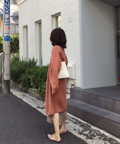 Doula Doula(ドゥーラドゥーラ)の「オーバーサイズロングカーディガン(カーディガン/ボレロ・レディース・ベージュ/ブラウン/オレンジ・FREE)」の5枚目の写真