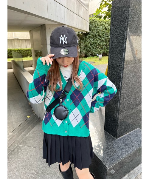 WC(ダブル シー)の「カラーアーガイルカーディガン(カーディガン/ボレロ・レディース・ブラック/ベージュ/ピンク/グリーン・FREE)」の15枚目の写真