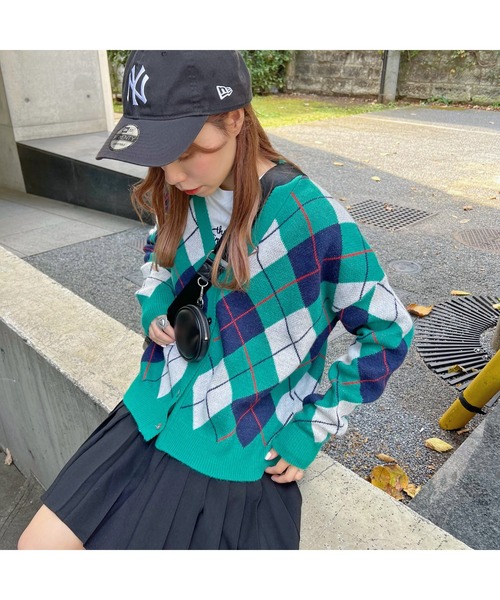 WC(ダブル シー)の「カラーアーガイルカーディガン(カーディガン/ボレロ・レディース・ブラック/ベージュ/ピンク/グリーン・FREE)」の17枚目の写真