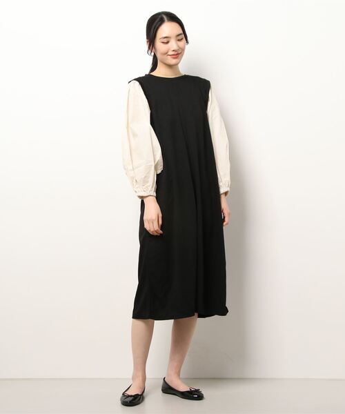 BELLUNA PLUS（ベルーナ）の「ボリュームスリーブデザインワンピース（ワンピース・レディース・ブラック・MEDIUM/LARGE）」の8枚目の写真