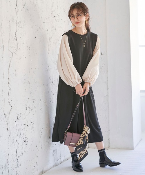 BELLUNA PLUS（ベルーナ）の「ボリュームスリーブデザインワンピース（ワンピース・レディース・ブラック・MEDIUM/LARGE）」の18枚目の写真