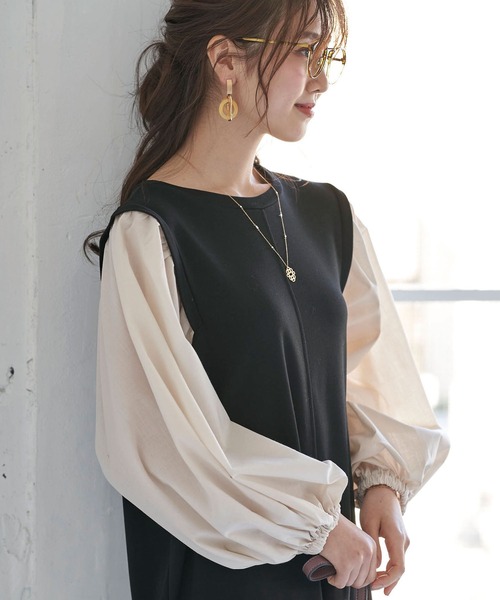 BELLUNA PLUS（ベルーナ）の「ボリュームスリーブデザインワンピース（ワンピース・レディース・ブラック・MEDIUM/LARGE）」の21枚目の写真