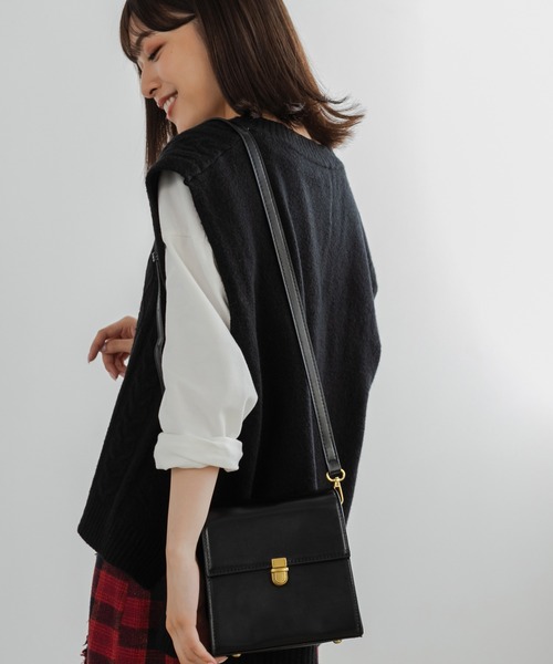 Edit Sheen（エディットシーン）の「ケーブル編みVネックニットベスト（ニット/セーター・レディース・ブラック/グレー/モカ・MEDIUM）」の17枚目の写真