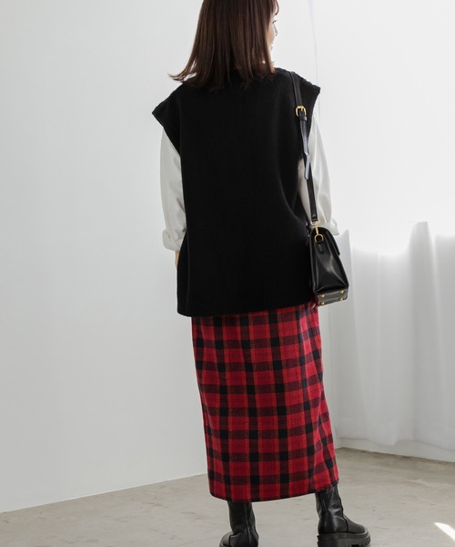 Edit Sheen（エディットシーン）の「ケーブル編みVネックニットベスト（ニット/セーター・レディース・ブラック/グレー/モカ・MEDIUM）」の22枚目の写真