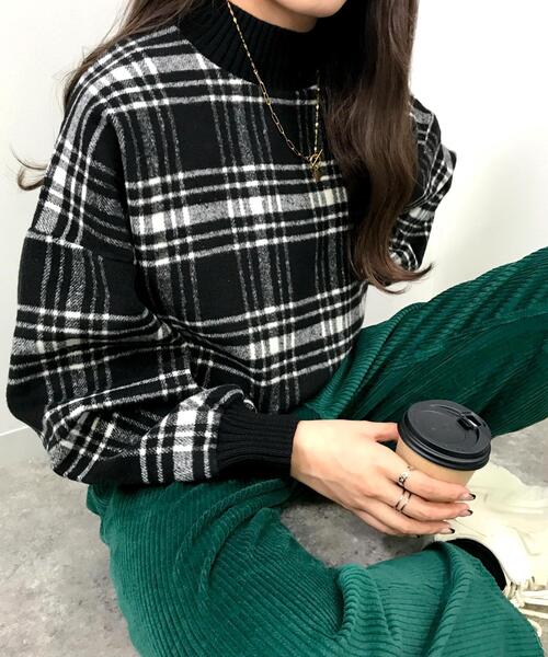 INGNI(イング)の「ニットリブ起毛チェックトップス(Tシャツ/カットソー・レディース・ホワイト×ブラック/ブラック×ホワイト・M)」の3枚目の写真