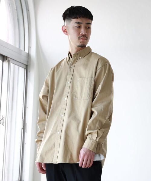 BEAMS（ビームス）の「BEAMS / ワーク イージー ボタンダウン シャツ（シャツ/ブラウス・メンズ・ベージュ/ブルー・SMALL/MEDIUM/LARGE/X-LARGE）」の6枚目の写真