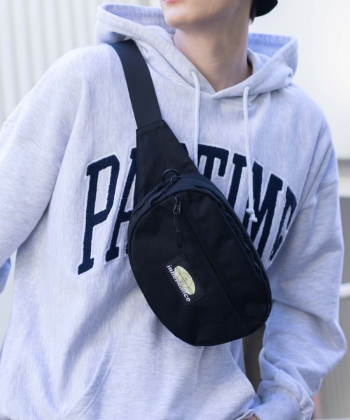 WEGO（ウィゴー）の「WEGO/ラウンドショルダーバッグ（ショルダーバッグ・メンズ・ベージュ/ブラック・FREE）」の7枚目の写真