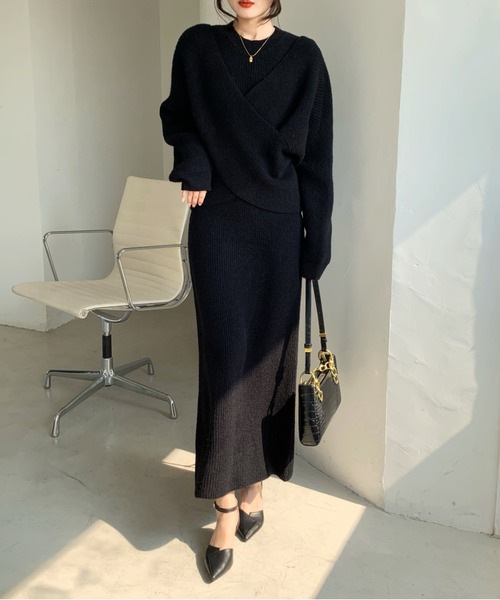 emi+（エミプラス）の「レイヤード風フロントクロスニットワンピース（ワンピース・レディース・アイボリー/ブラック/カーキ/ブルーグレー/チャコールグレー/ベージュ/ブラウン/ボルドー/ネイビー・FREE）」の12枚目の写真