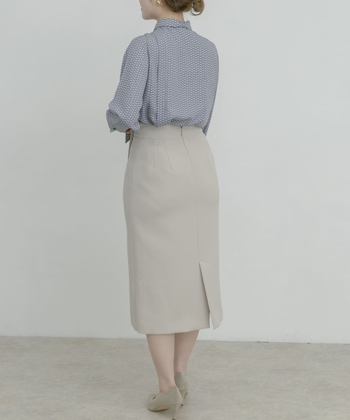 URBAN RESEARCH ROSSO WOMEN（アーバンリサーチ　ロッソ）の「フロントデザインタイトスカート（スカート・レディース・ライトベージュ/パープル系その他/ブラック・36/38）」の17枚目の写真