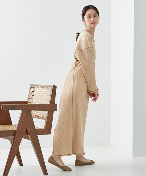 Firsthand(ファーストハンド)の「Baserange/ベースレンジ SHAW KAFTAN / ラップディティールカットワンピース(ワンピース・レディース・ベージュ/ブラウン・X-SMALL)」の14枚目の写真