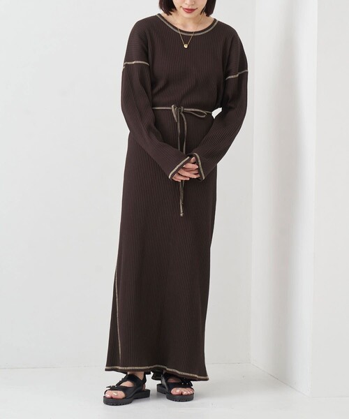 Firsthand(ファーストハンド)の「Baserange/ベースレンジ SHAW KAFTAN / ラップディティールカットワンピース(ワンピース・レディース・ベージュ/ブラウン・X-SMALL)」の4枚目の写真