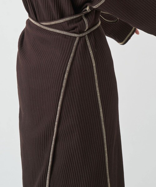 Firsthand(ファーストハンド)の「Baserange/ベースレンジ SHAW KAFTAN / ラップディティールカットワンピース(ワンピース・レディース・ベージュ/ブラウン・X-SMALL)」の13枚目の写真
