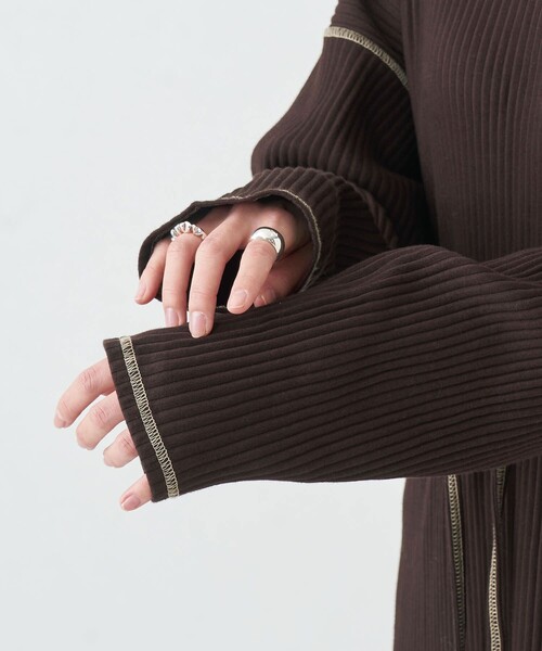 Firsthand(ファーストハンド)の「Baserange/ベースレンジ SHAW KAFTAN / ラップディティールカットワンピース(ワンピース・レディース・ベージュ/ブラウン・X-SMALL)」の6枚目の写真