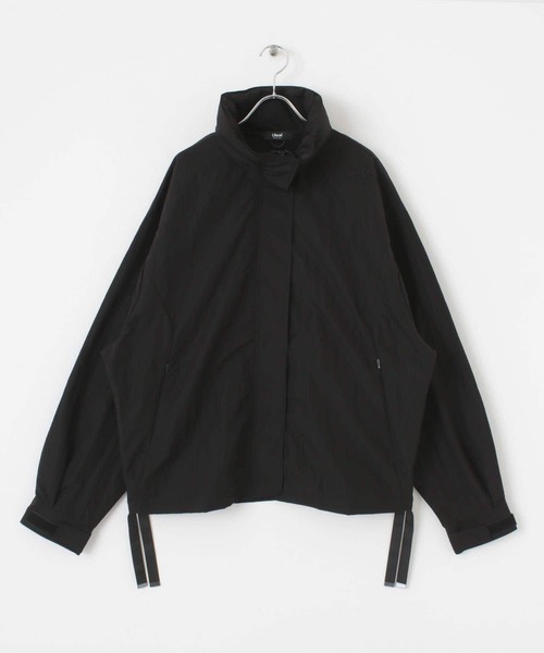Uiscel（ユイセル）の「Uiscel　ボリュームマウンテンパーカー（マウンテンパーカー・メンズ・ブラック/ベージュ・ONE）」の2枚目の写真
