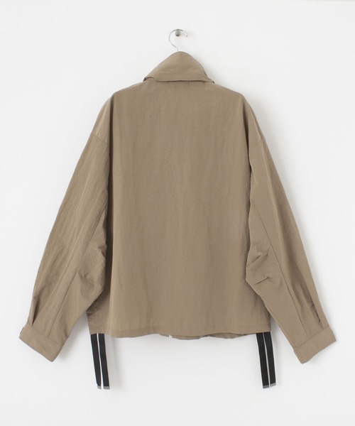 Uiscel（ユイセル）の「Uiscel　ボリュームマウンテンパーカー（マウンテンパーカー・メンズ・ブラック/ベージュ・ONE）」の6枚目の写真