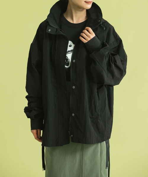 Uiscel（ユイセル）の「Uiscel　ボリュームマウンテンパーカー（マウンテンパーカー・メンズ・ブラック/ベージュ・ONE）」の10枚目の写真