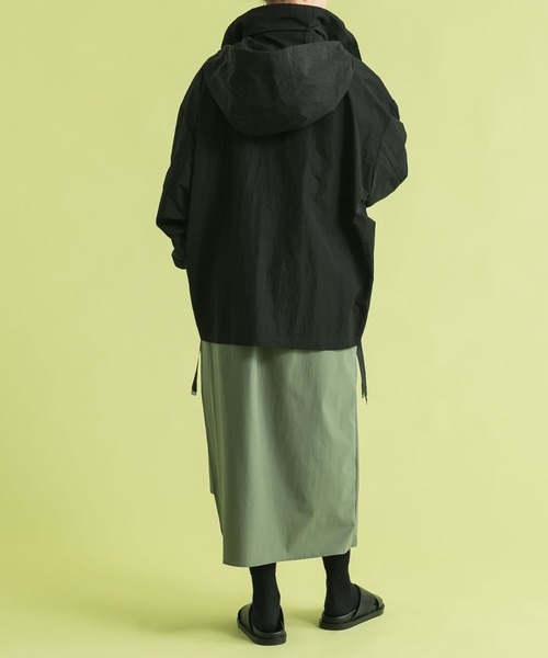 Uiscel（ユイセル）の「Uiscel　ボリュームマウンテンパーカー（マウンテンパーカー・メンズ・ブラック/ベージュ・ONE）」の19枚目の写真