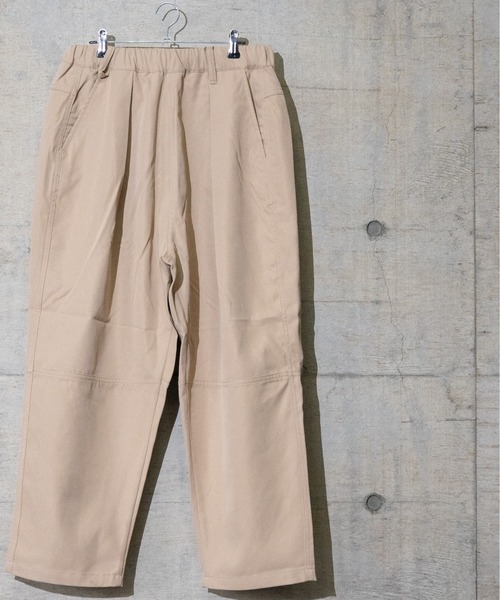 JOHN'S CLOSET(ジョンズクローゼット)の「【i】ツイル切り替えバルーンパンツ(その他パンツ・メンズ・オフホワイト/サックスブルー/ブラック/ベージュ/マスタード/グリーン/ワンウォッシュ/ブルー・MEDIUM/LARGE/X-LARGE)」の4枚目の写真
