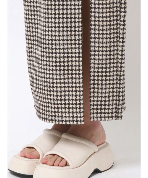 EMODA（エモダ）の「ストレートスリットロングスカート（スカート・レディース・ブラック/その他/アイボリー・SMALL/MEDIUM）」の8枚目の写真