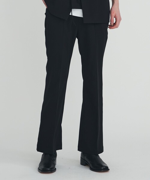 TAUPE(トープ)の「SWITCH CREASE FLARE SLACKS(スラックス・メンズ・ブラック/ライトベージュ・2)」の2枚目の写真