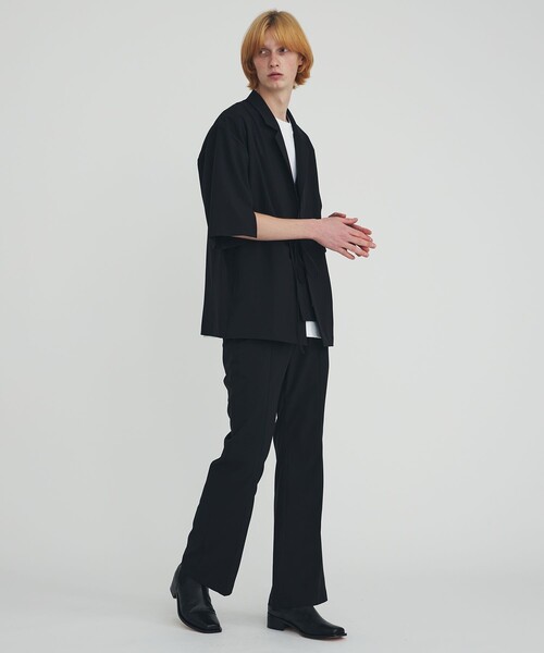 TAUPE(トープ)の「SWITCH CREASE FLARE SLACKS(スラックス・メンズ・ブラック/ライトベージュ・2)」の6枚目の写真