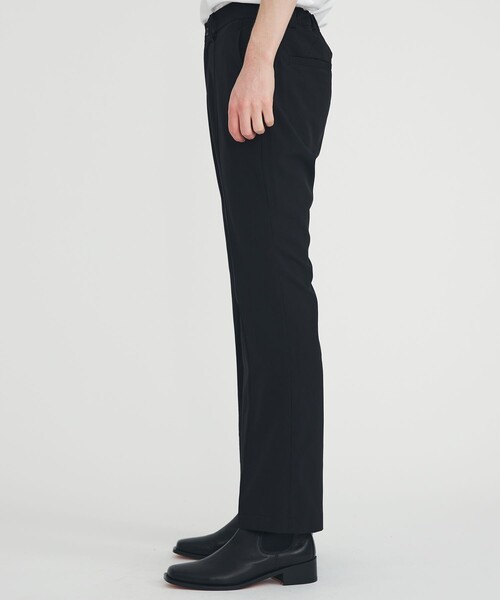 TAUPE(トープ)の「SWITCH CREASE FLARE SLACKS(スラックス・メンズ・ブラック/ライトベージュ・2)」の9枚目の写真