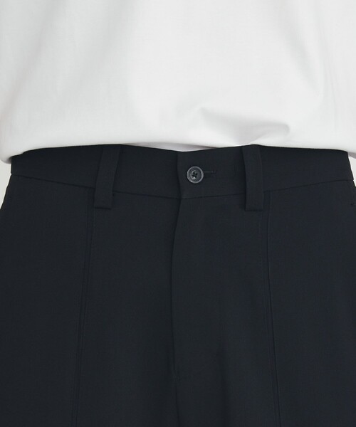 TAUPE(トープ)の「SWITCH CREASE FLARE SLACKS(スラックス・メンズ・ブラック/ライトベージュ・2)」の11枚目の写真