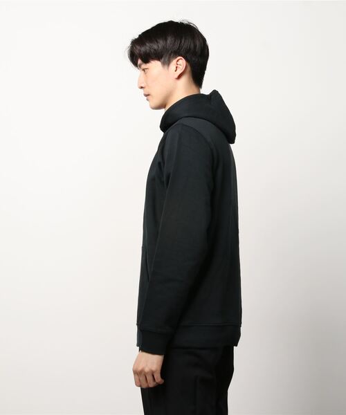 MOUNTAIN HARDWEAR（マウンテンハードウェアー）の「MHW ロゴプルオーバーフーディ（パーカー・メンズ・グレー/エメラルド/ブラック/ブルー・M/L）」の5枚目の写真