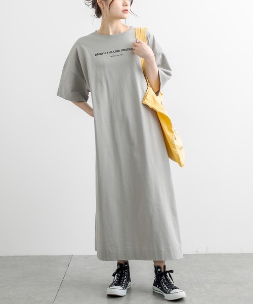 THEATRE PRODUCTS（シアタープロダクツ）の「【THEATRE PRODUCTS BORWN】ロゴプリントカットソーワンピース（ワンピース・レディース・ネイビー/グレー/グレイッシュベージュ・FREE）」の7枚目の写真