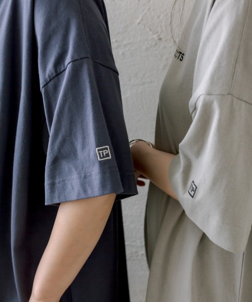 THEATRE PRODUCTS（シアタープロダクツ）の「【THEATRE PRODUCTS BORWN】ロゴプリントカットソーワンピース（ワンピース・レディース・ネイビー/グレー/グレイッシュベージュ・FREE）」の10枚目の写真