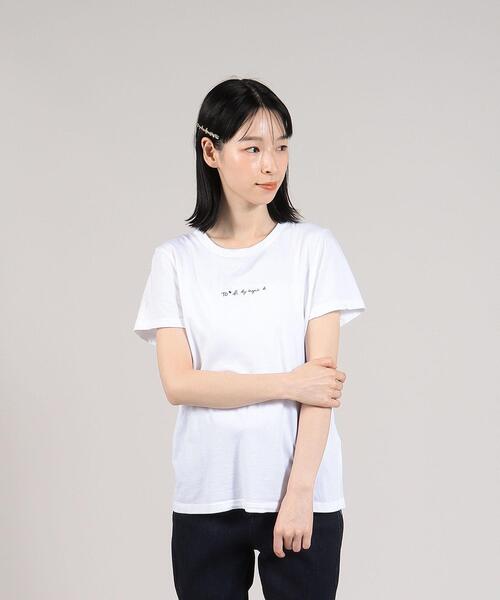 To b. by agnes b.（トゥービーバイアニエスベー）の「WT22 BARRETTE ロゴバレッタ（その他ヘアアクセサリー・レディース・ゴールド・FREE）」の3枚目の写真