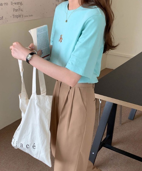 by muni:r(バイ ムニール)の「ピンタックロングカラースラックス(スラックス・レディース・ブラック/ベージュ/グレー/ピンク・SMALL/MEDIUM)」の20枚目の写真