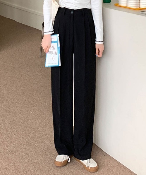by muni:r(バイ ムニール)の「ピンタックロングカラースラックス(スラックス・レディース・ブラック/ベージュ/グレー/ピンク・SMALL/MEDIUM)」の5枚目の写真