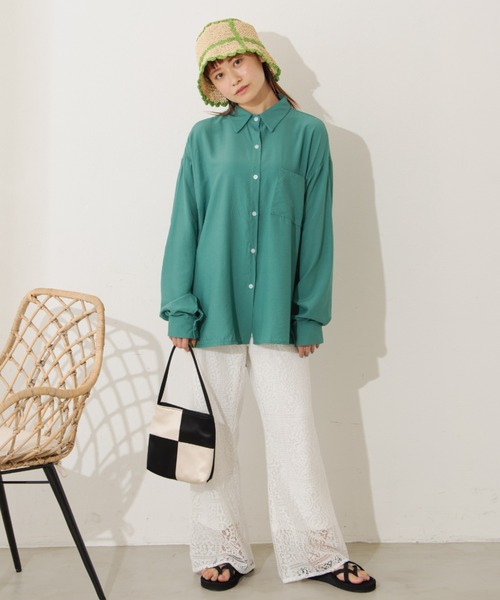 MERLOT（メルロー）の「カラービッグシャツ（シャツ/ブラウス・レディース・ホワイト/ピンク/イエロー/グリーン・FREE）」の22枚目の写真